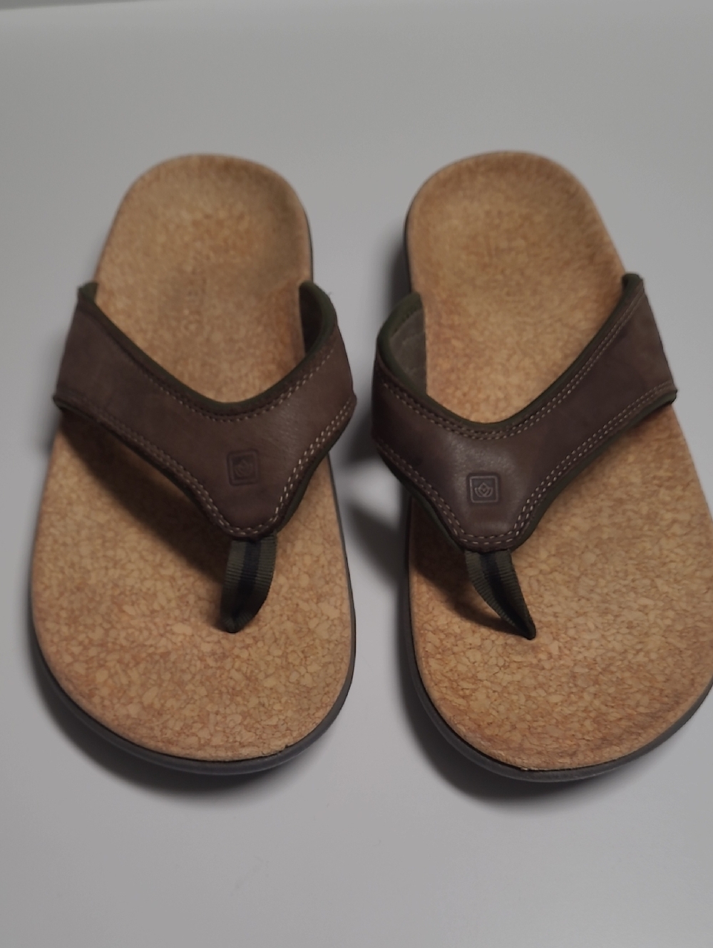 Spenco Men's Yumi Brown Leather Flip Flop Sandals - Cushioned Footbed - Size 12